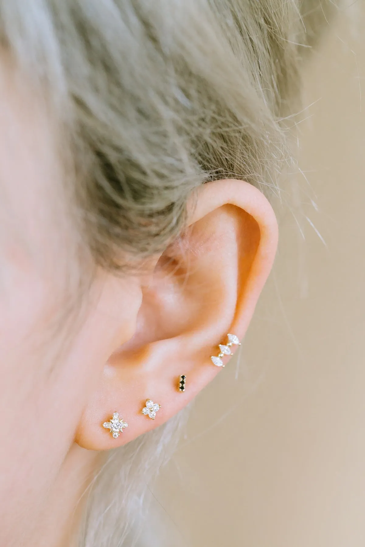 14K Solid Gold Cz Black Or Black Genuine Black Diamonds Tiny Stick Cartilage Helix Tragus Conch Prong Setting Internally Threade