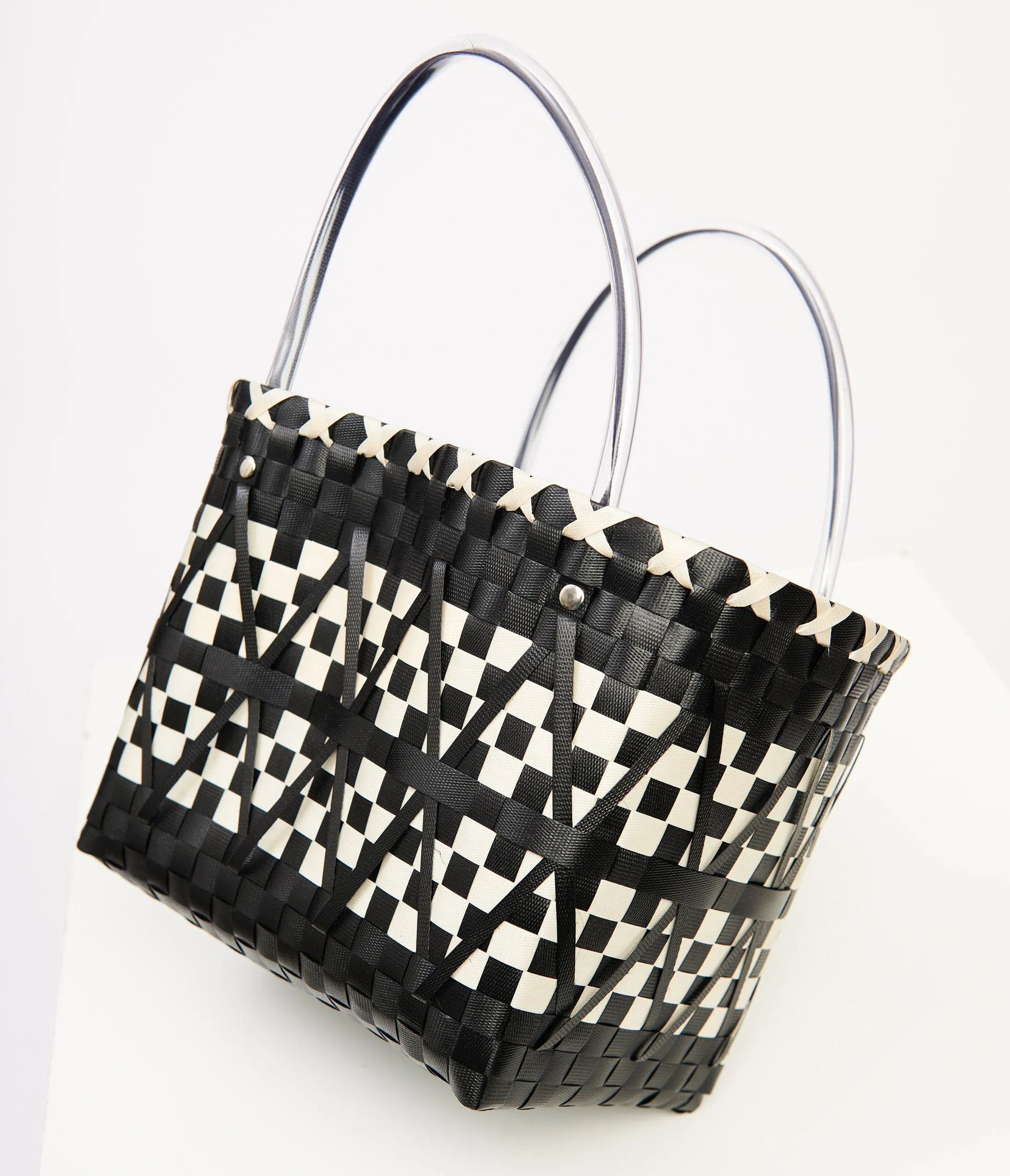 Vintage 1970s Monochrome Woven Zigzag Basket Purse