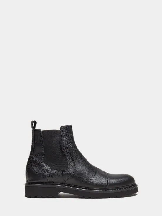 Ankle leather boot