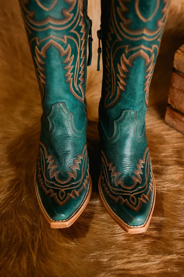 Ariat Turquoise Snip Toe Casanova Boots