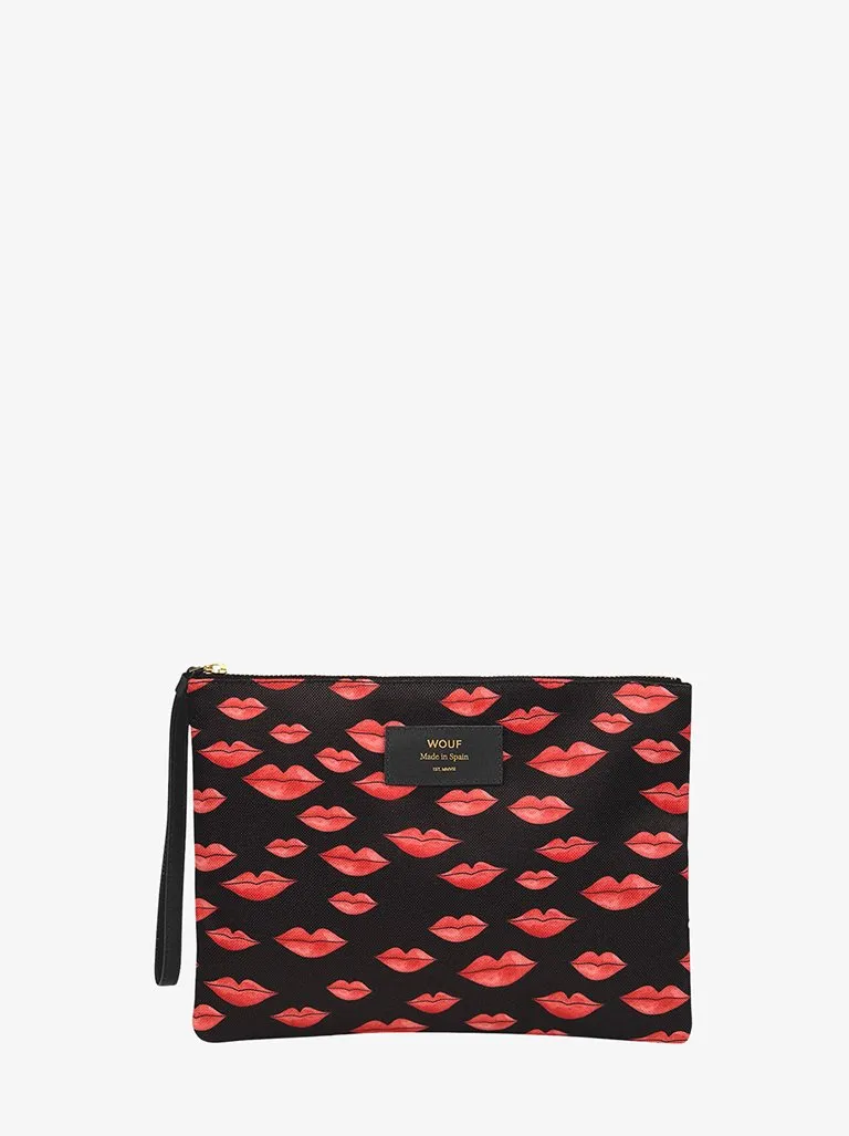 Beso xl pouch bag