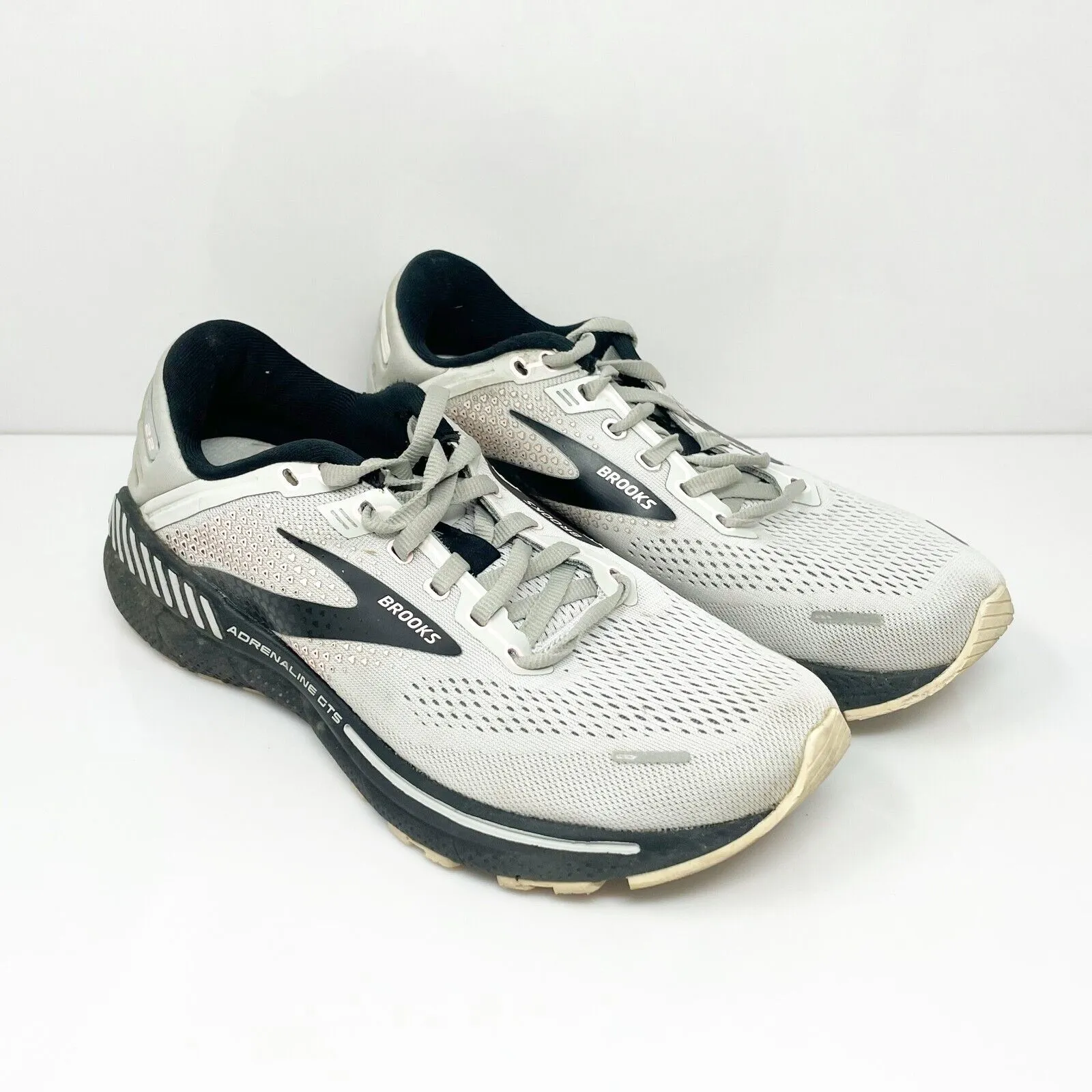 Brooks Womens Adrenaline GTS 22 1203531B035 Gray Running Shoes Sneakers Sz 8.5 B