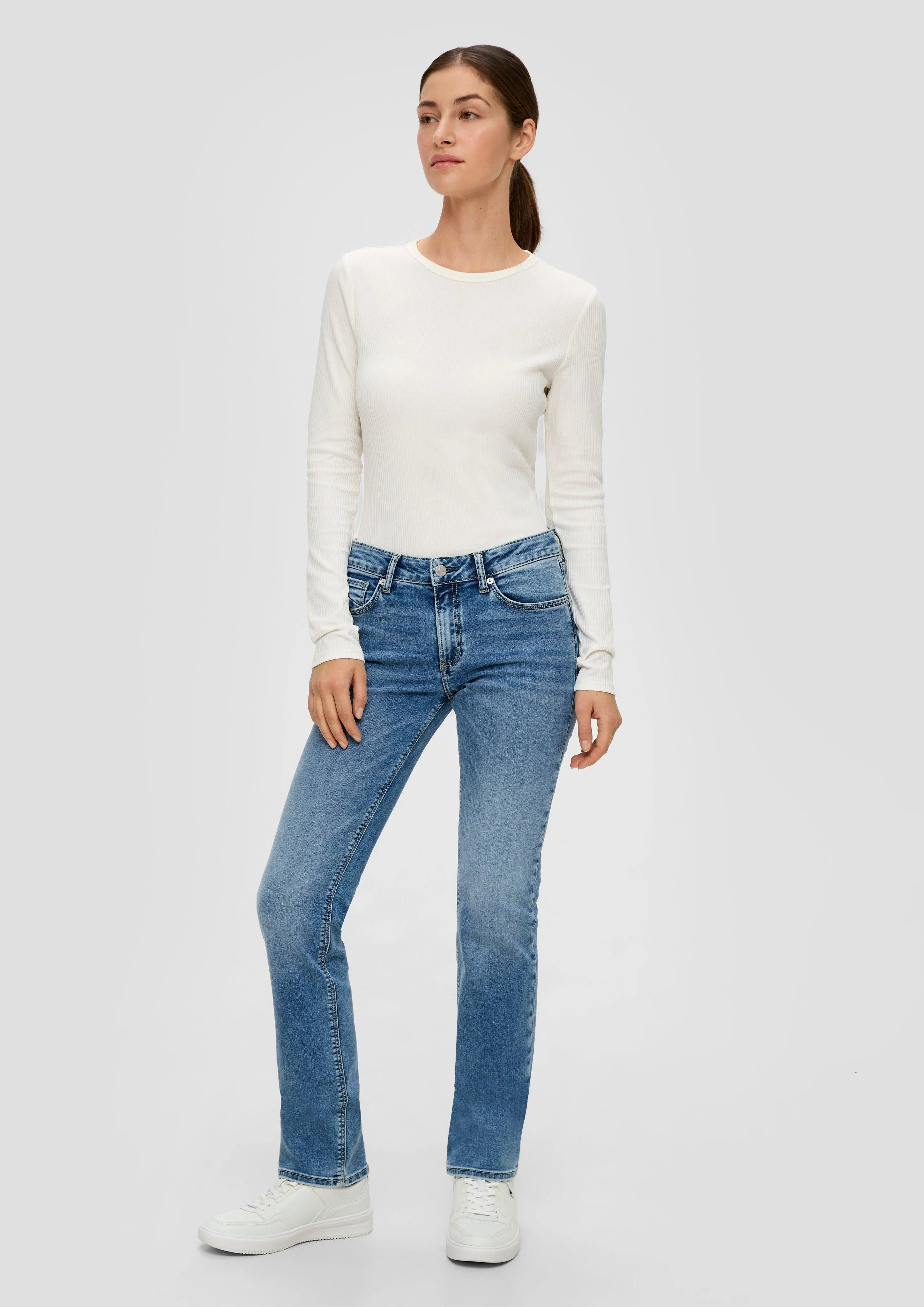 Catie jeans / slim fit / mid rise / straight leg