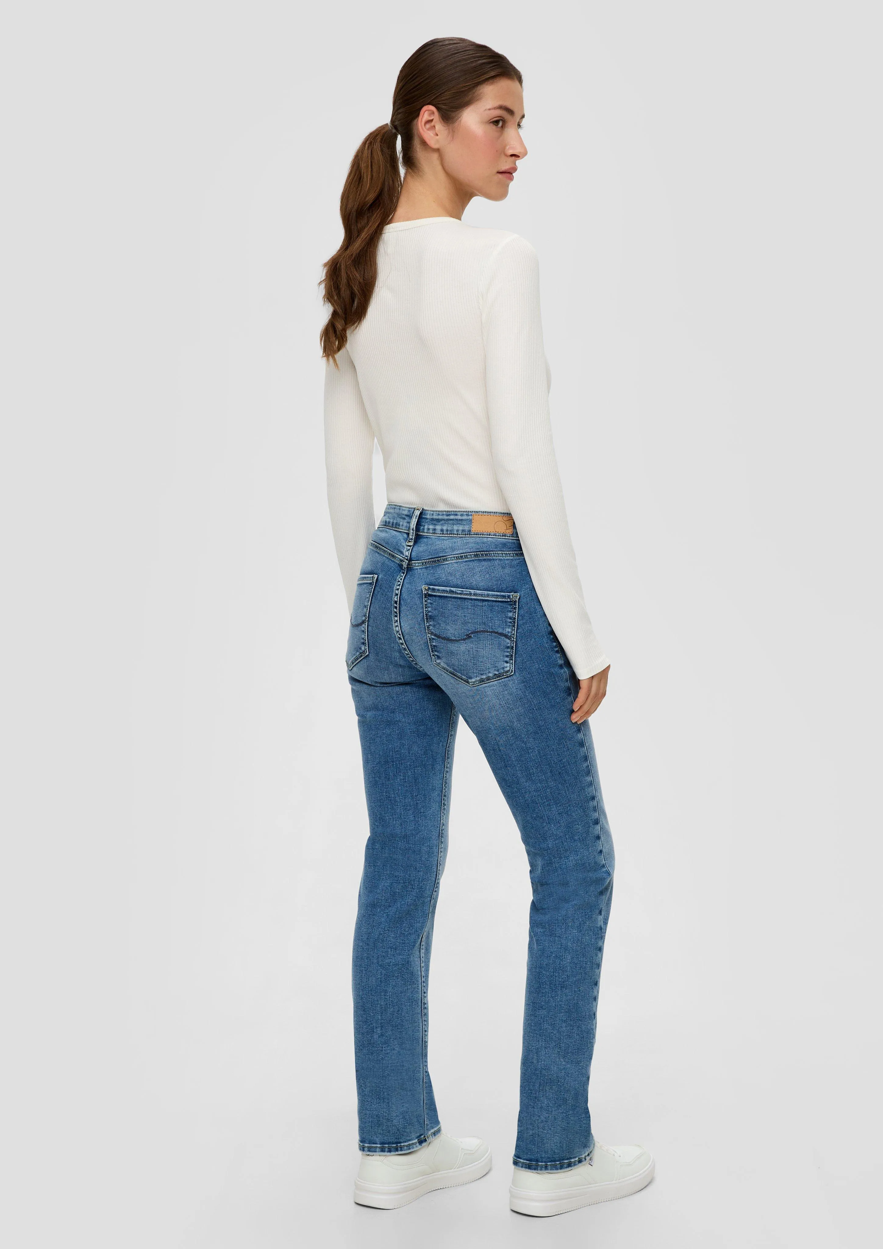 Catie jeans / slim fit / mid rise / straight leg