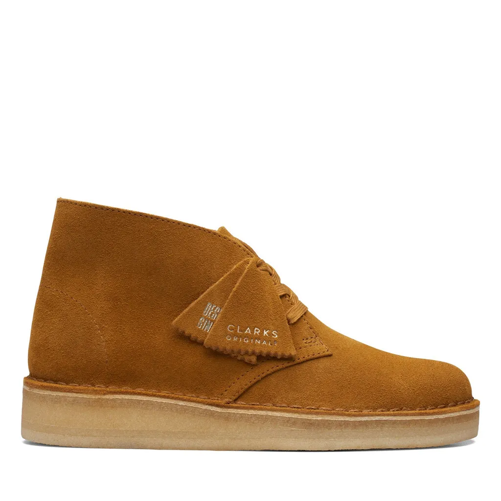 Clarks Women's Brown Suede Lace Up Chukka Boots