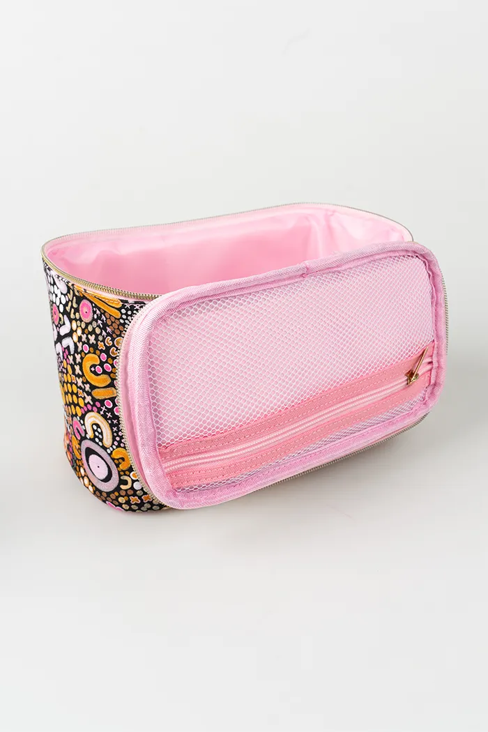 Eastern Maar Cosmetics Bag