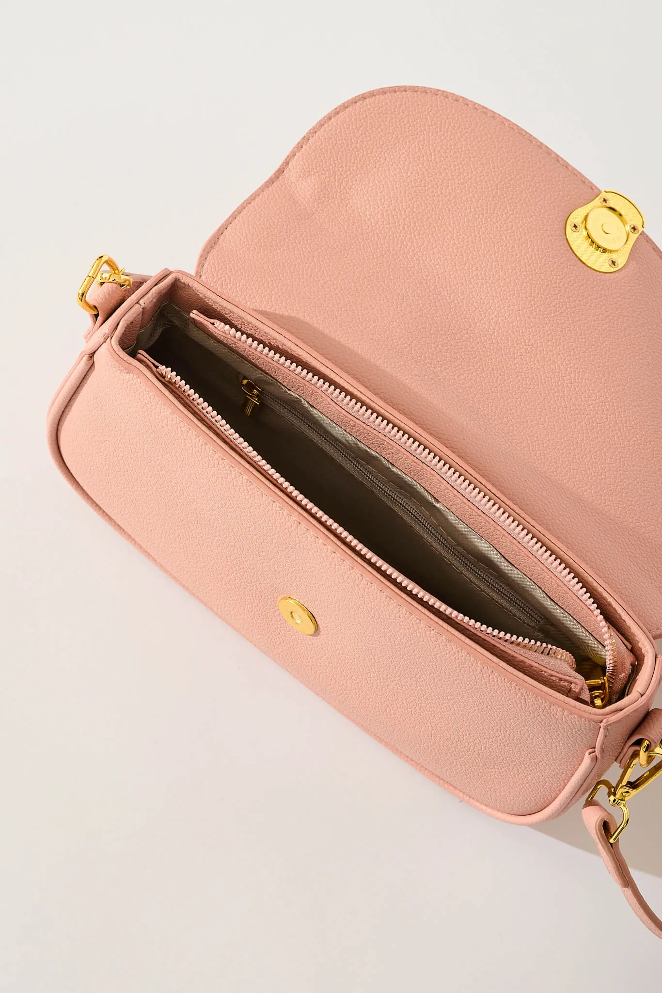 Emily Cross Body Bag In Pink