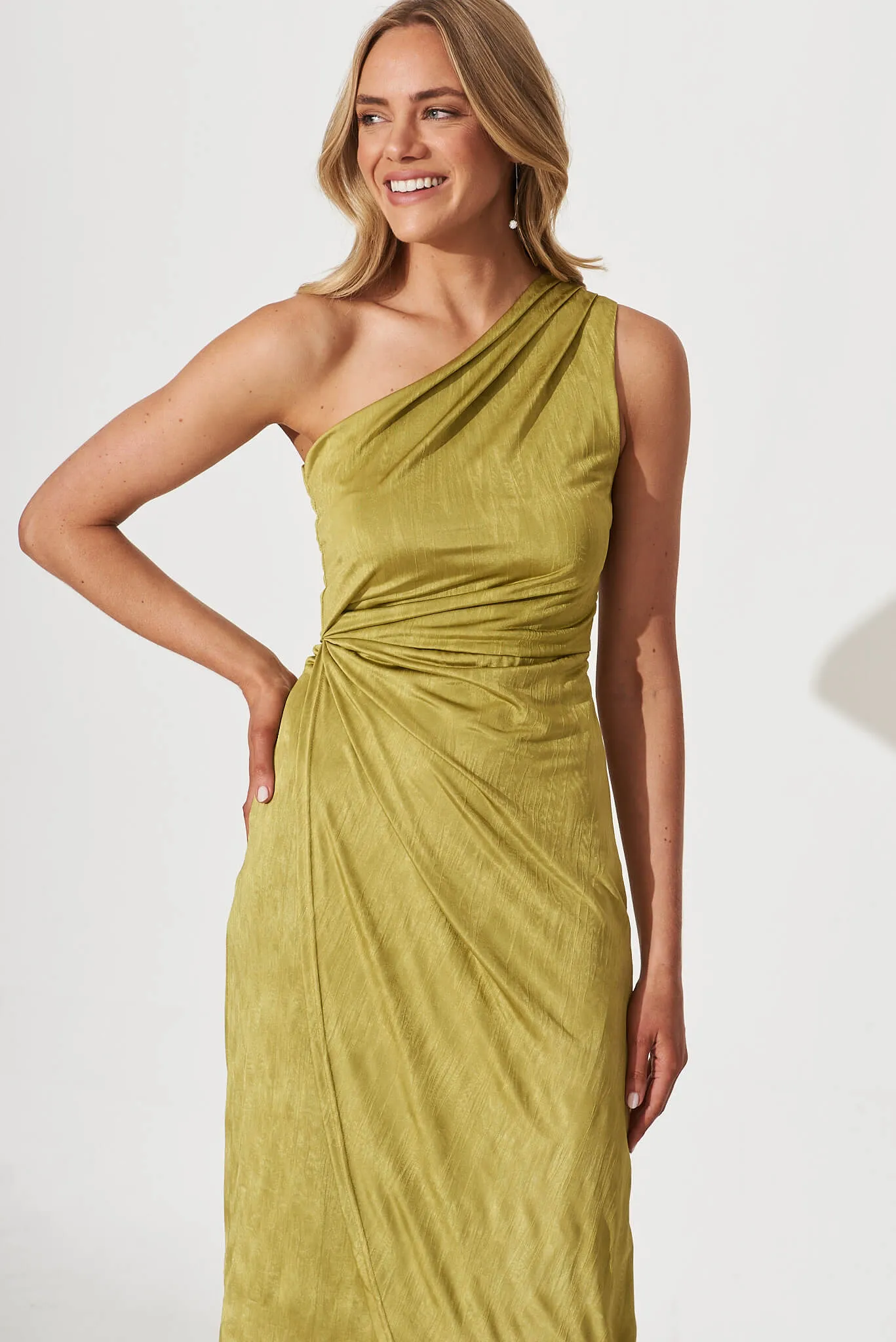 Endlesslove One Shoulder Maxi Dress In Chartreuse Green