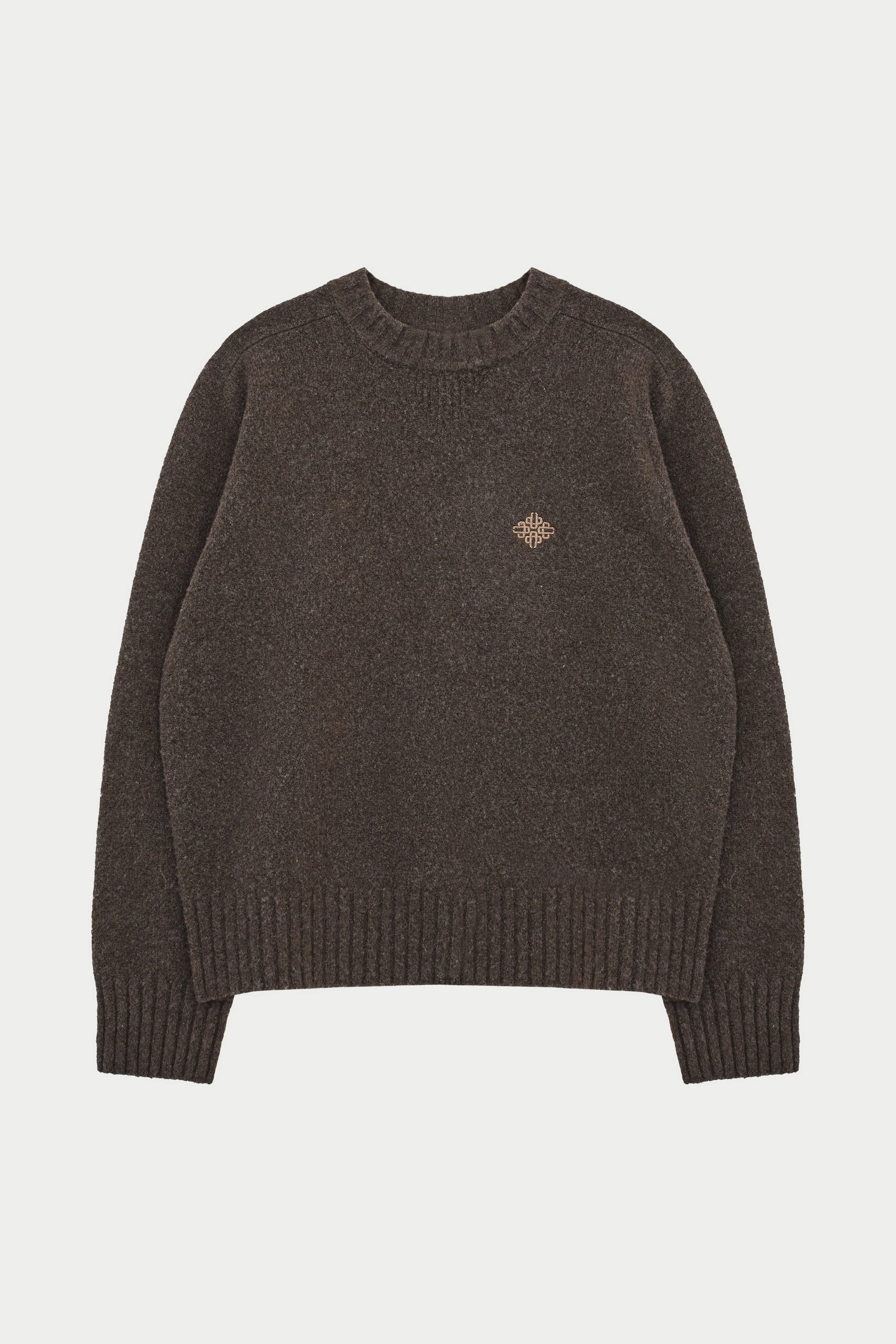 FLUFFY KNIT EMBLEM EMBROIDERED CREW - BROWN