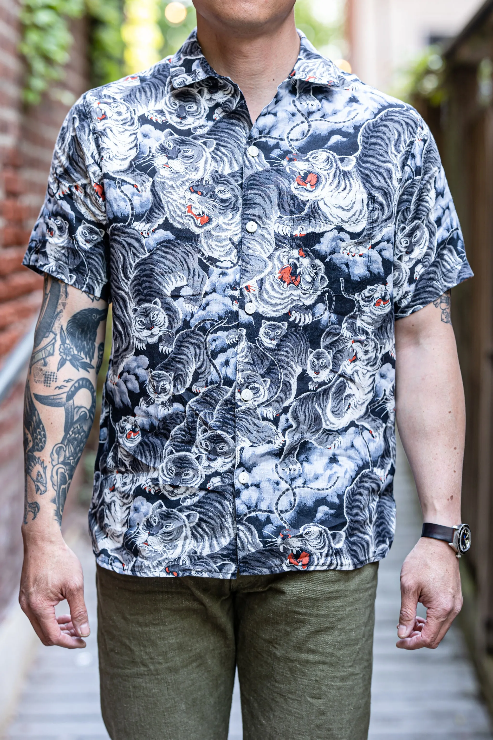 Freenote Cloth Hawaiian Black Tigers - Shop Now