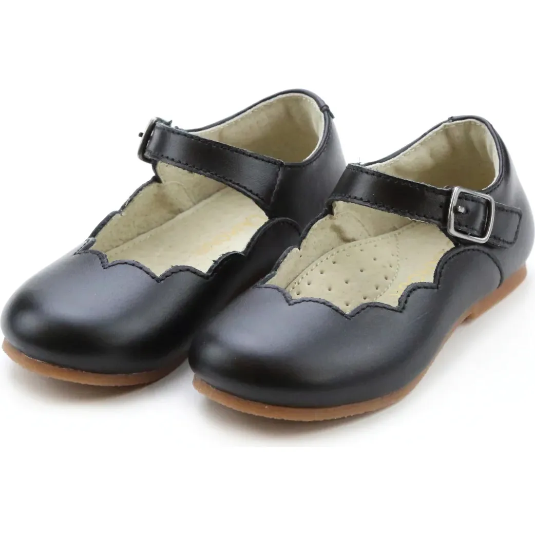 L'Amour Sonia Scalloped Flat, Black