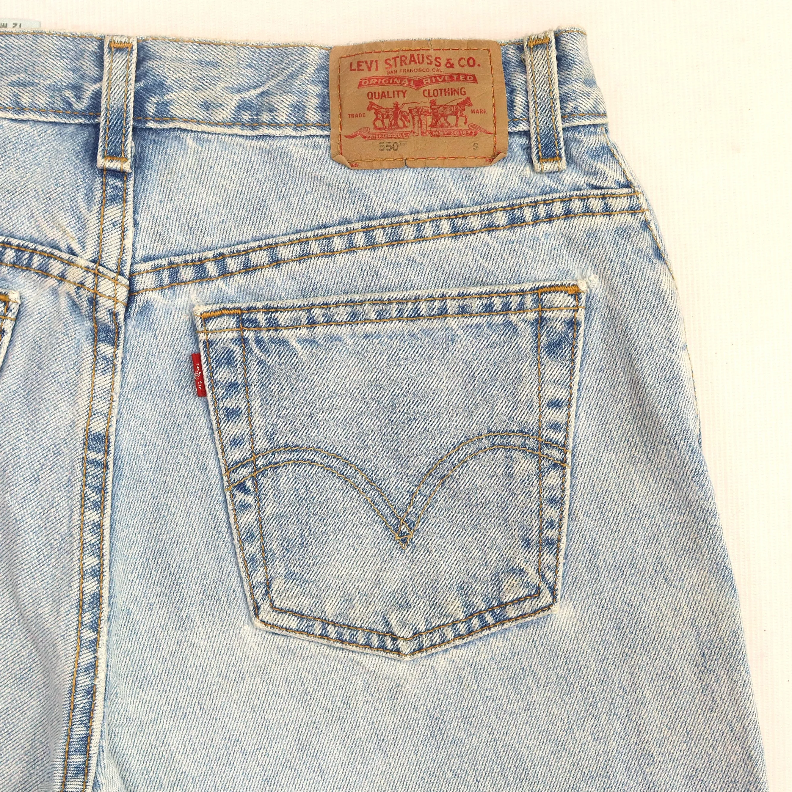 Levi's 550 Baggy Light Blue Jeans