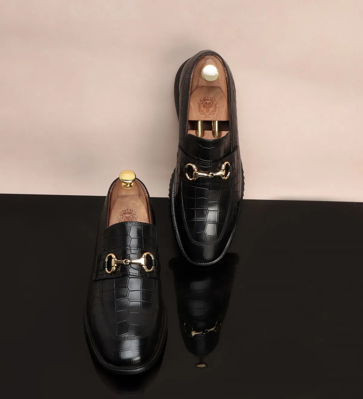 Light Weight Flat Loafer in Black Deep Cut Leather