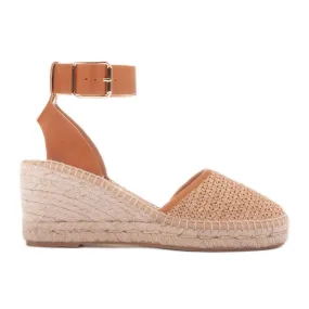 Beige Carboneras espadrilles by Marco Shoes