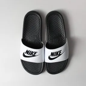 Nike Benassi JDI Slides