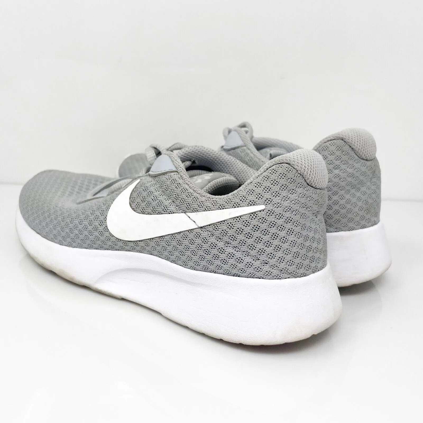 Nike Womens Tanjun DJ6257-003 Gray Running Shoes Sneakers Size 6.5