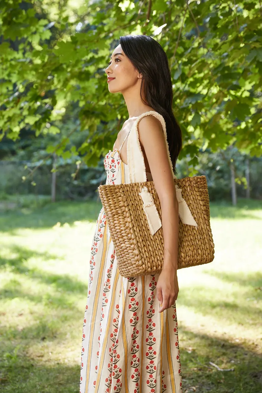 Pamela Munson Petite Isla Bahia Bag in Ivory