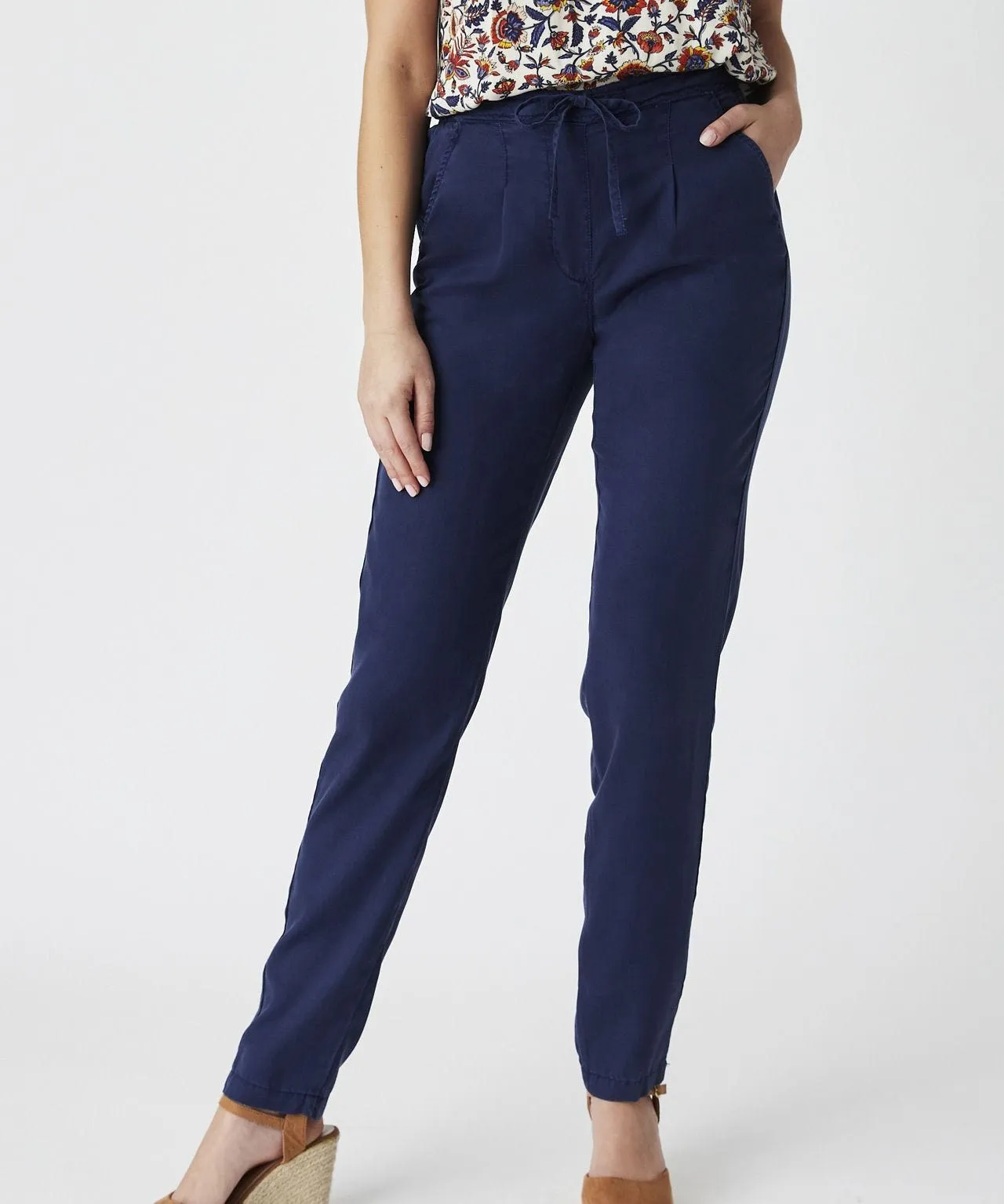 Pull-on Lyocell Trousers