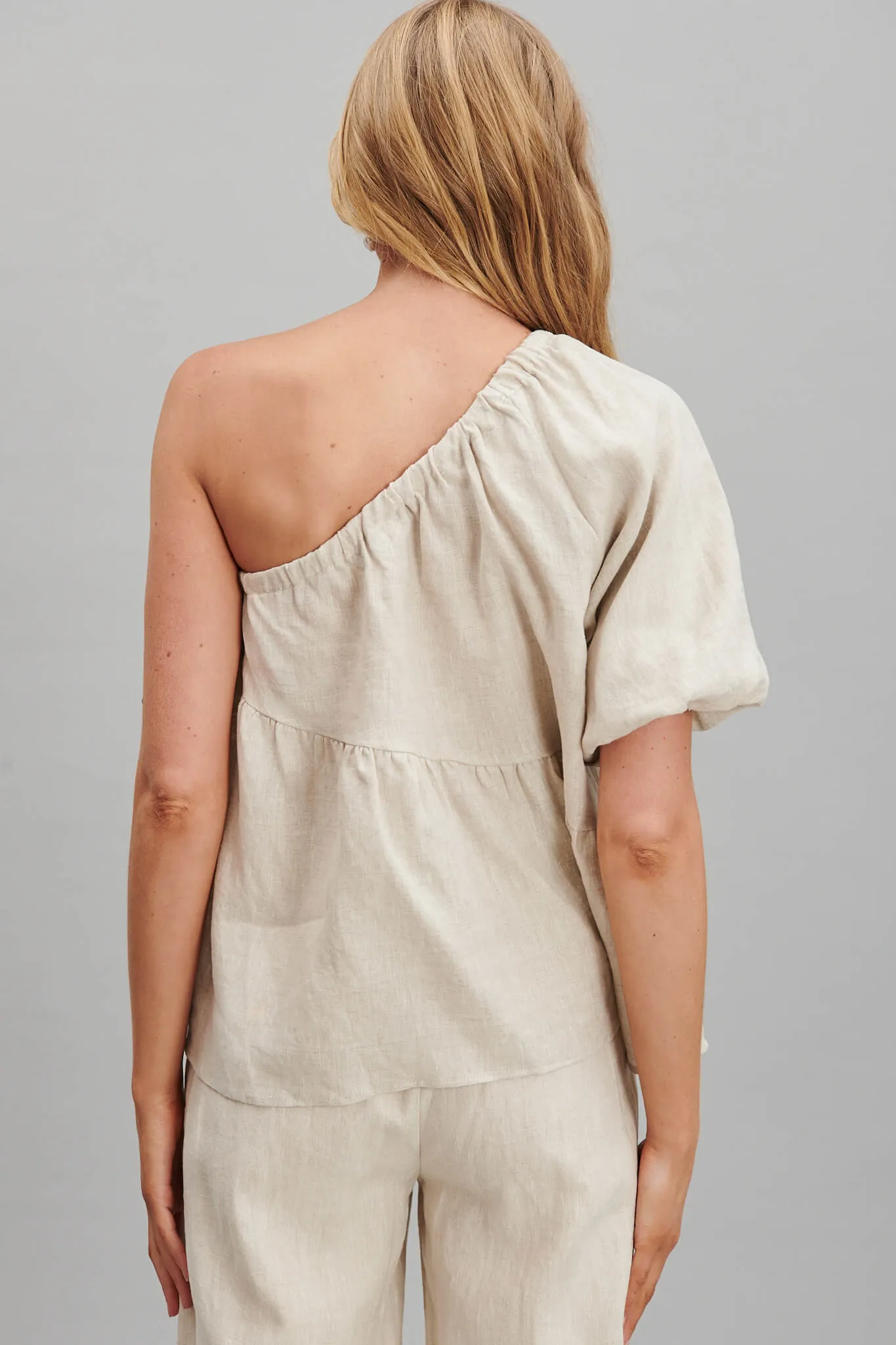 Quest One Shoulder Top In Oatmeal Pure Linen