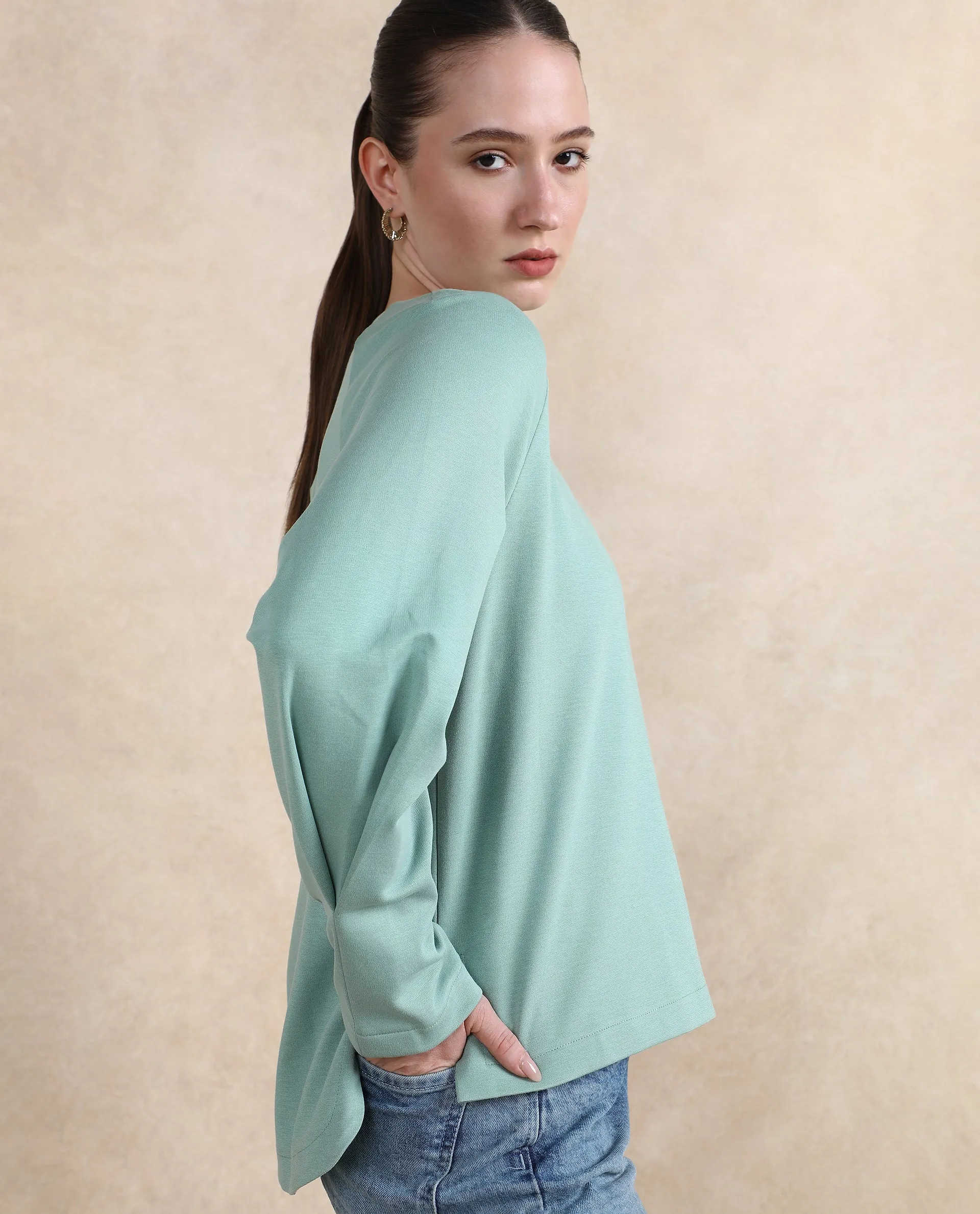 Rareism Women Men'sto Dusky Green Cotton Viscose Fabric Full Sleeve Round Neck Relaxed Fit Plain Sweatshirt