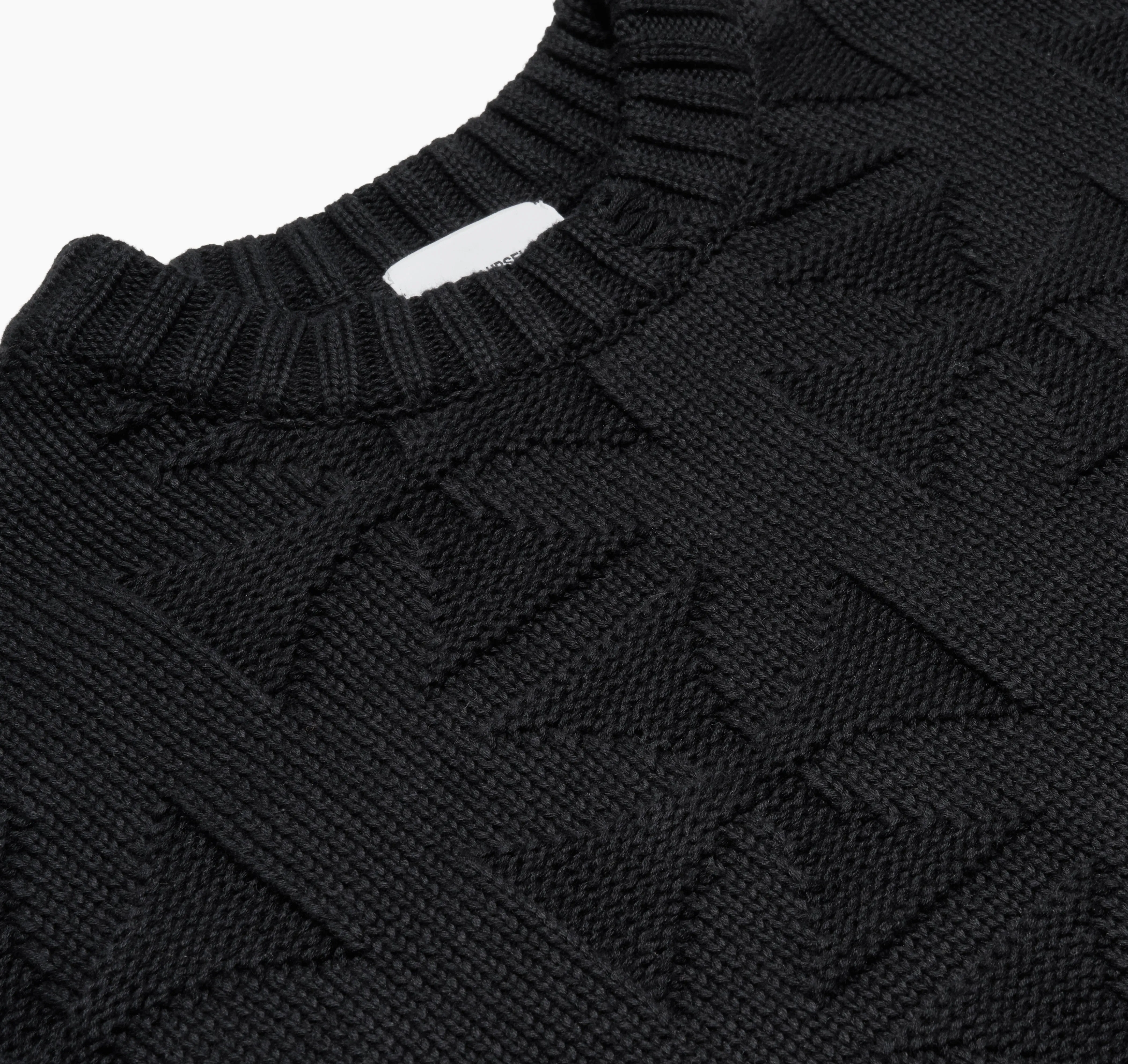 RAW MONO CROSS KNIT