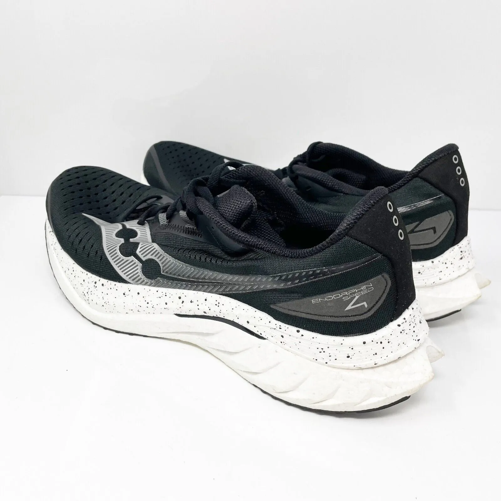 Saucony Mens Endorphin Speed 4 S20940-100 Black Running Shoes Sneakers Size 11.5