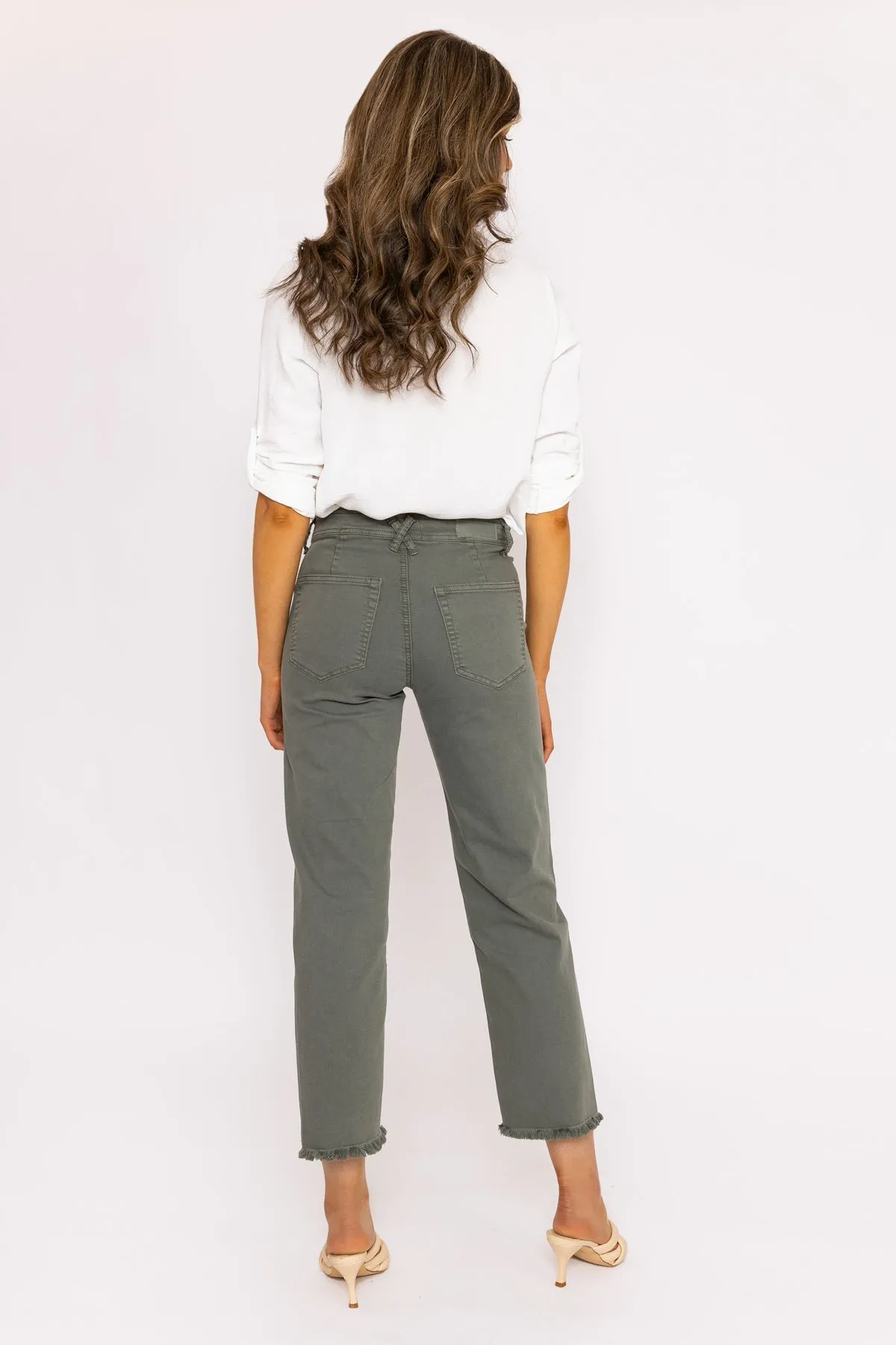 Seamless Hem Jeans in Khaki