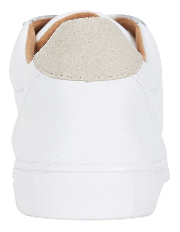 Serena Sneakers in White Leather