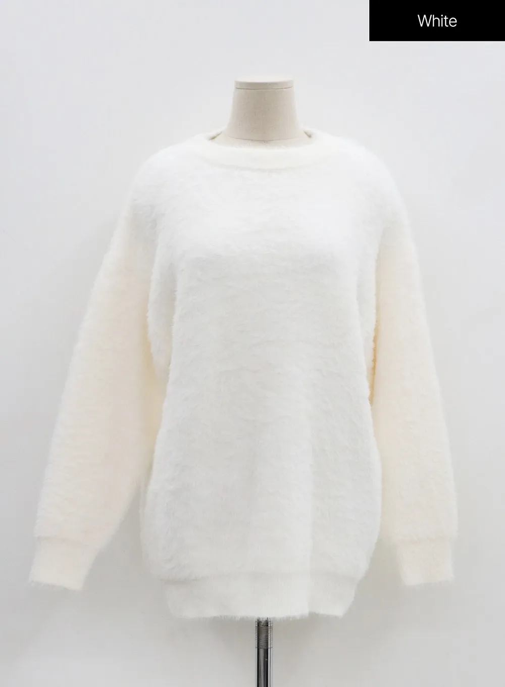 Round Neck Sweater Knitwear O028