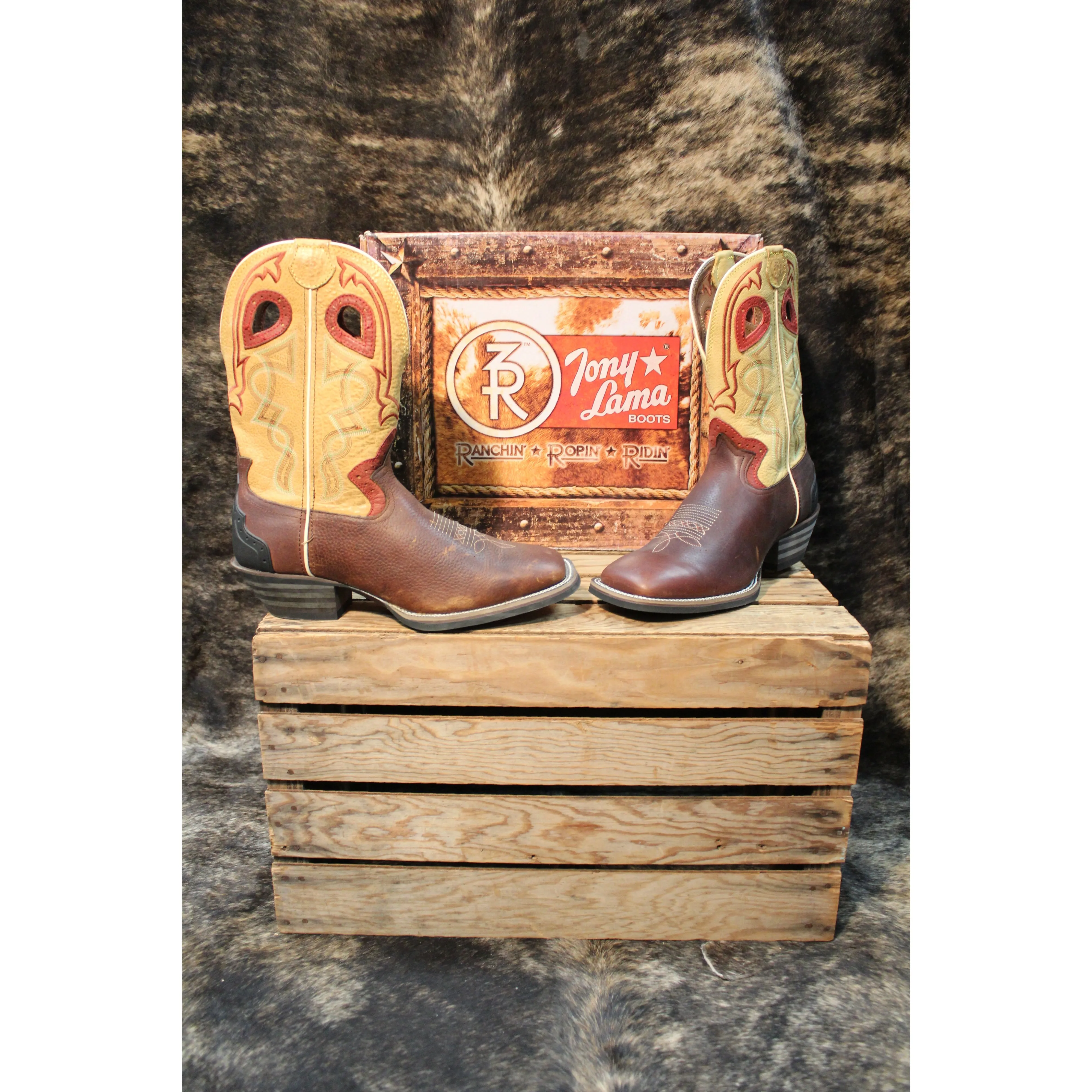 Tony Lama Men's Bark Marshall Ranch Roping Boot -> Tony Lama Men's Marshall Ranch Roping Boot in Bark color.