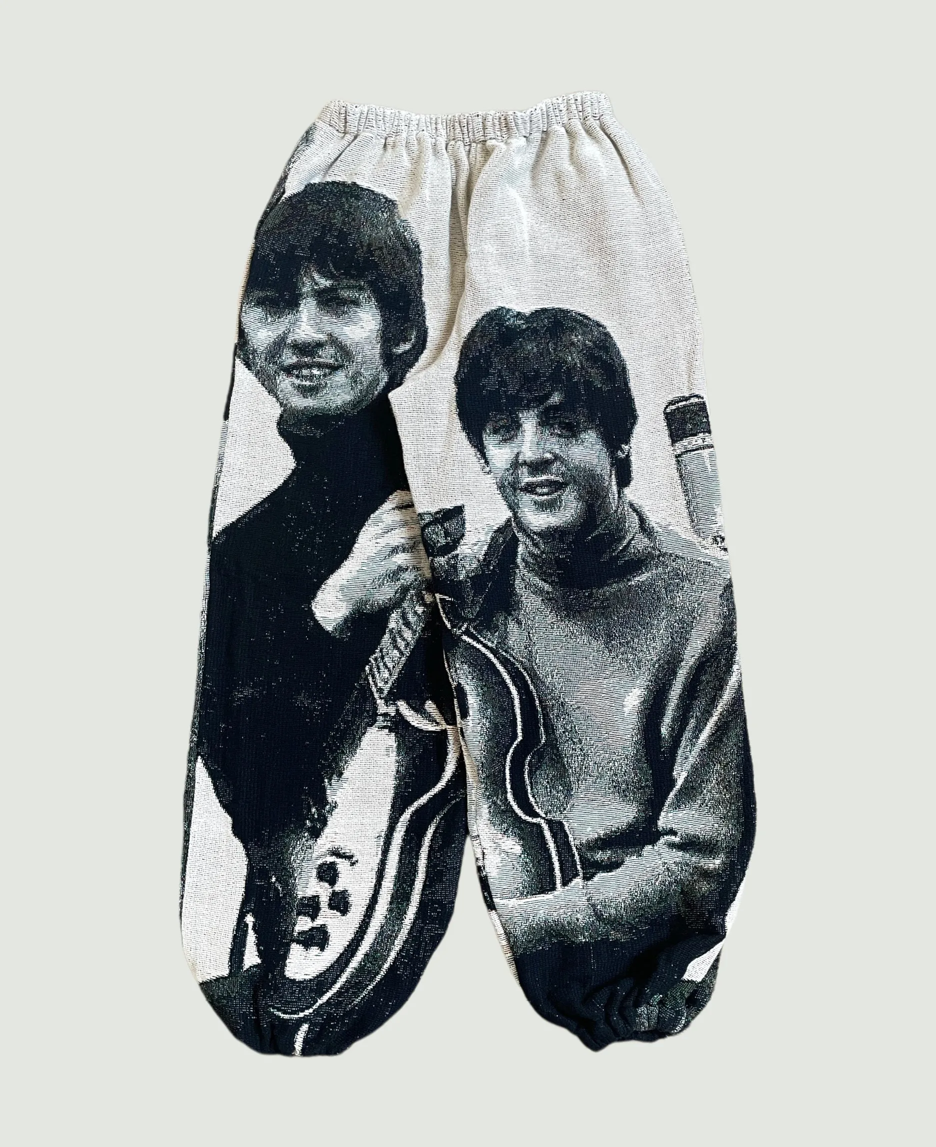 VA-AW22-267 THE BEATLES FULL TAPESTRY TROUSERS