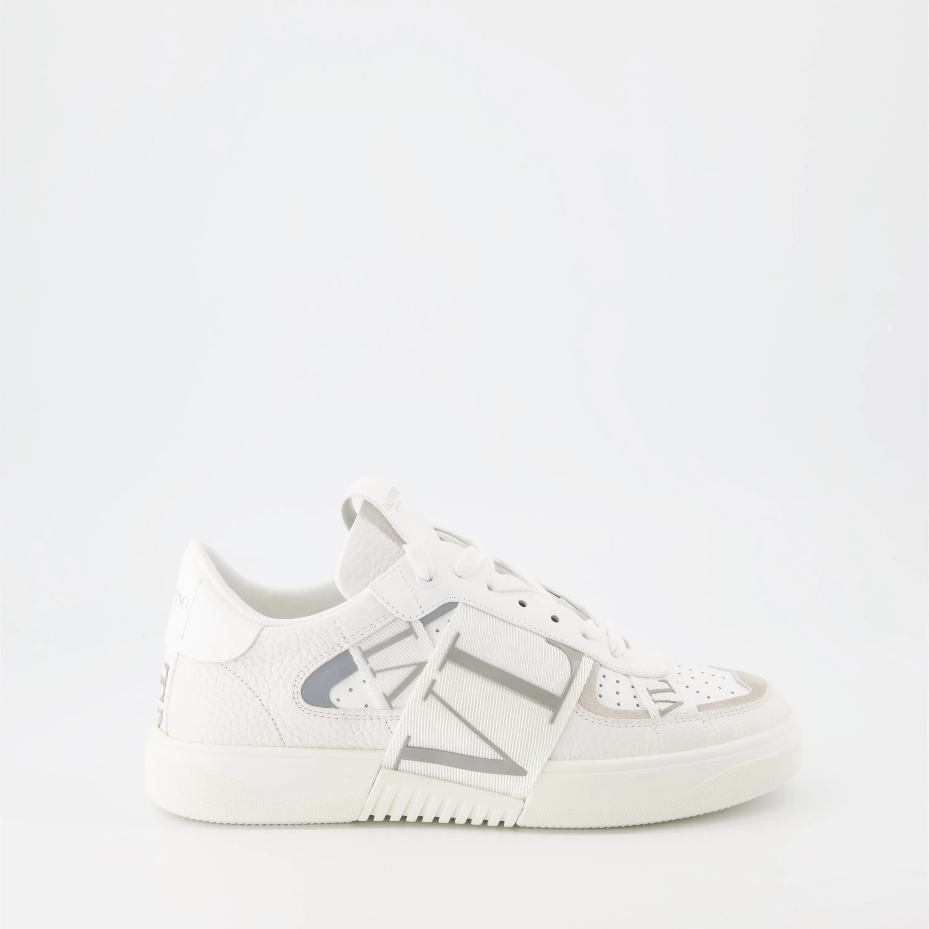 VL7N Grey-White Sneakers