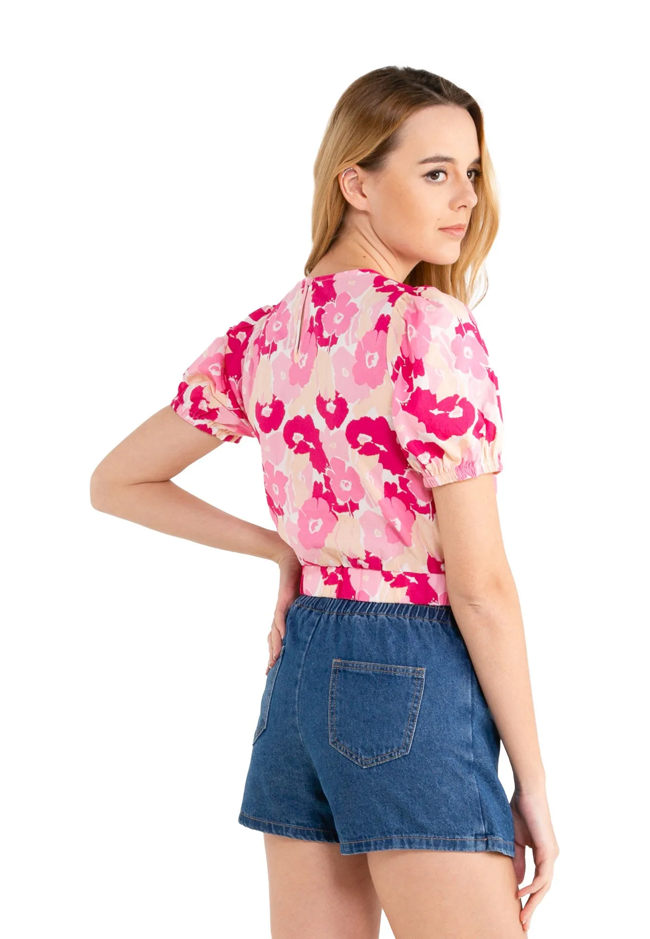 VOIR JEANS Floral Puff Sleeves Crop Top can be rewritten as VOIR JEANS Women's Floral Puff Sleeve Crop Top for better search eng